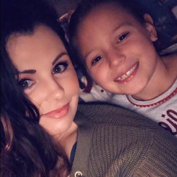 Meet your Posher, Cate! - Picture 6 of 16